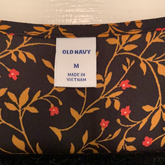 Old Navy Fall Print faux wrap dress - Picture 5 of 8